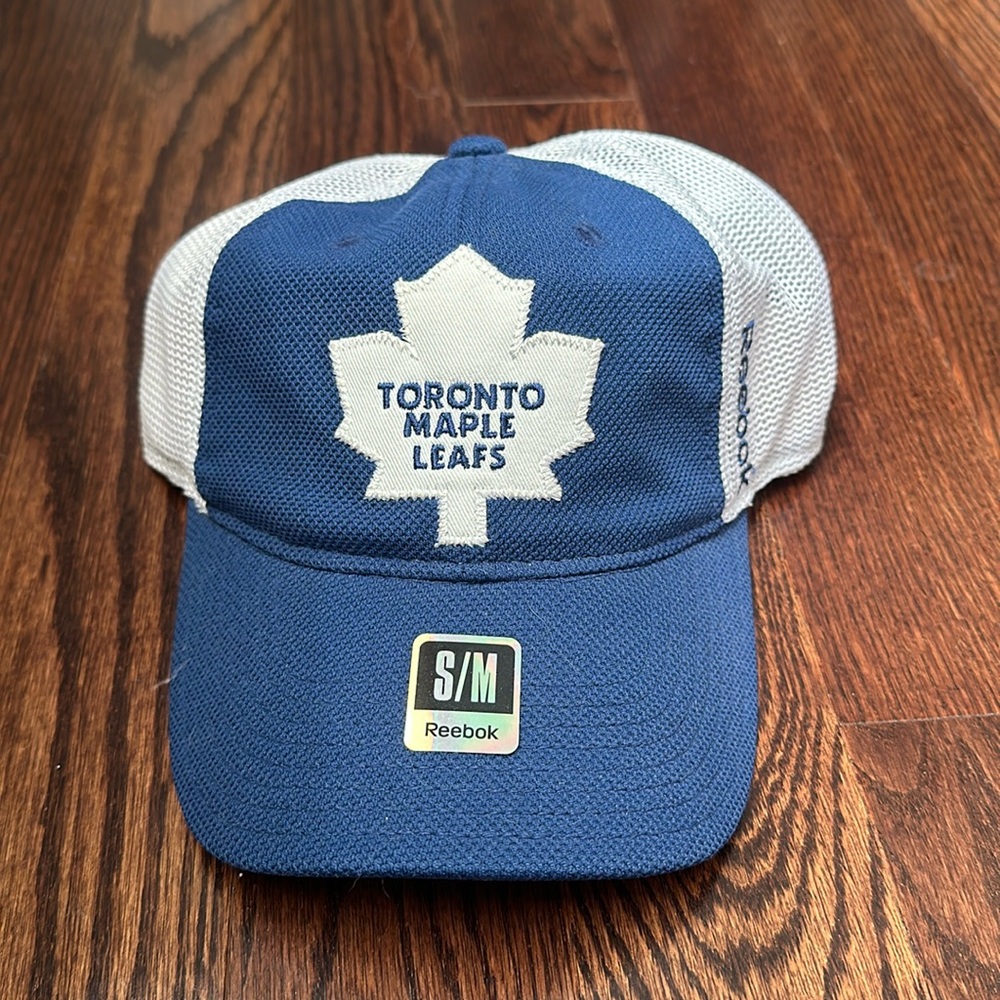 Toronto Maple Leafs Mesh Baseball Cap